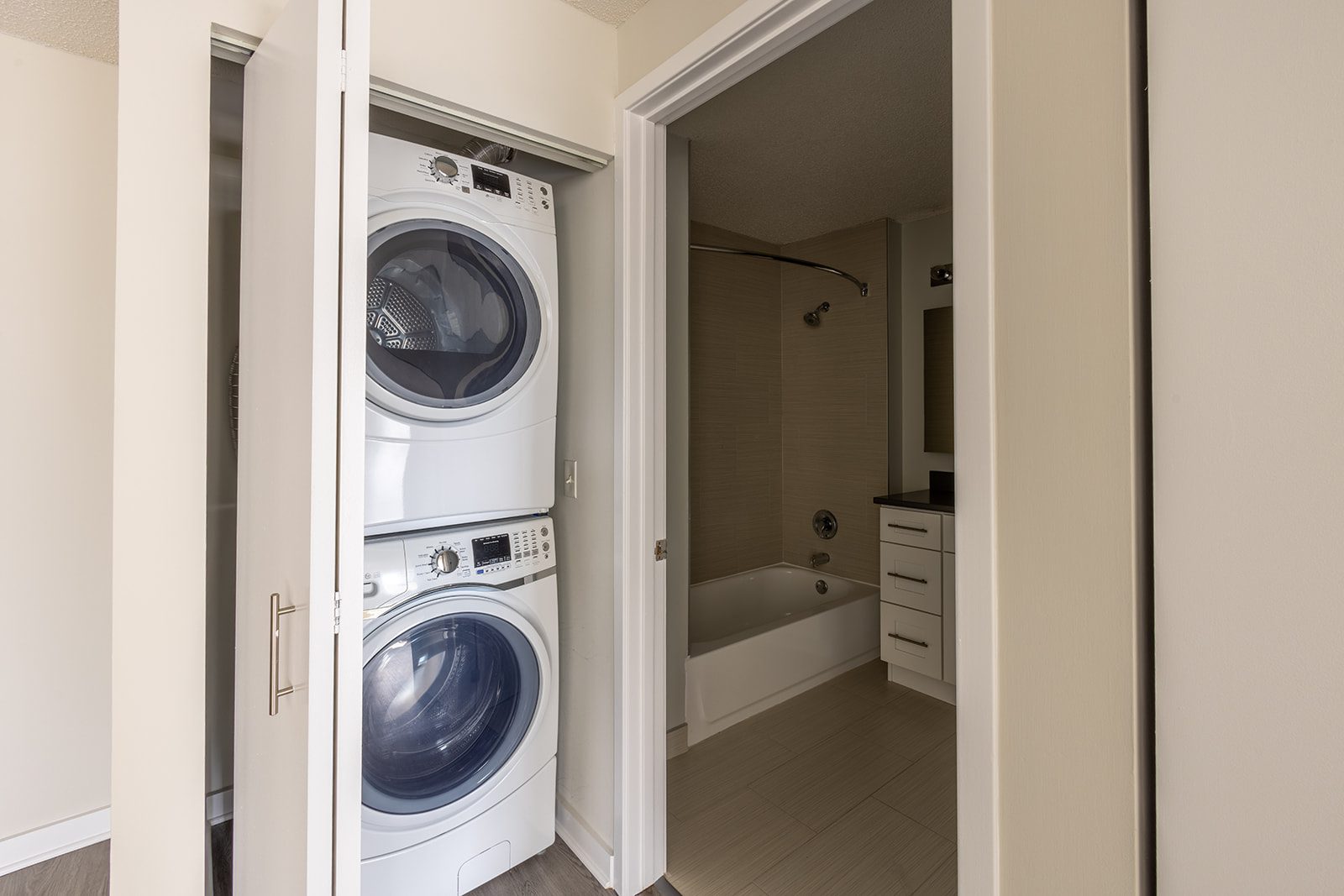 Apartments With Washer And Dryer In Chicago