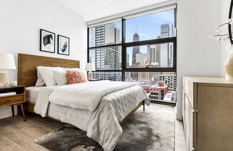 The Leo Chicago Apartments: Now Leasing in River North - Luxury ...