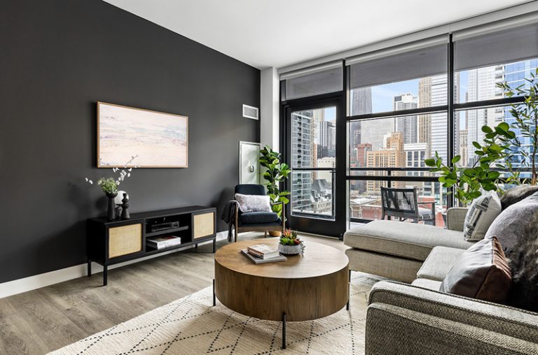 The Leo Chicago Apartments: Now Leasing in River North - Luxury ...