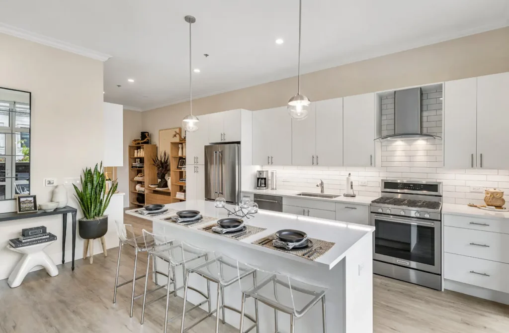 modern apartments chicago