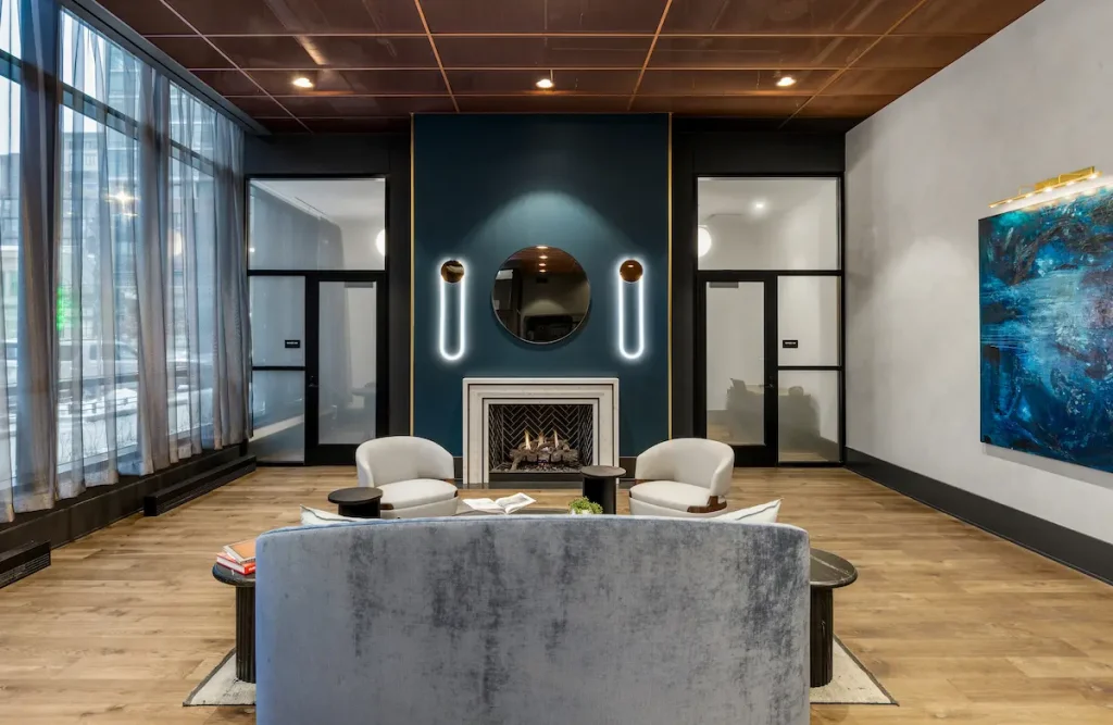 west loop high rise apartments